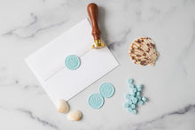 Load image into Gallery viewer, Seashell Wax Seal Stamp Kit - Modern Legacy Paper Company